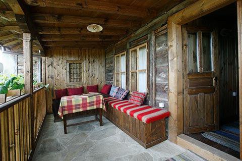 The House With The Vine Guest House Zheravna Bagian luar foto